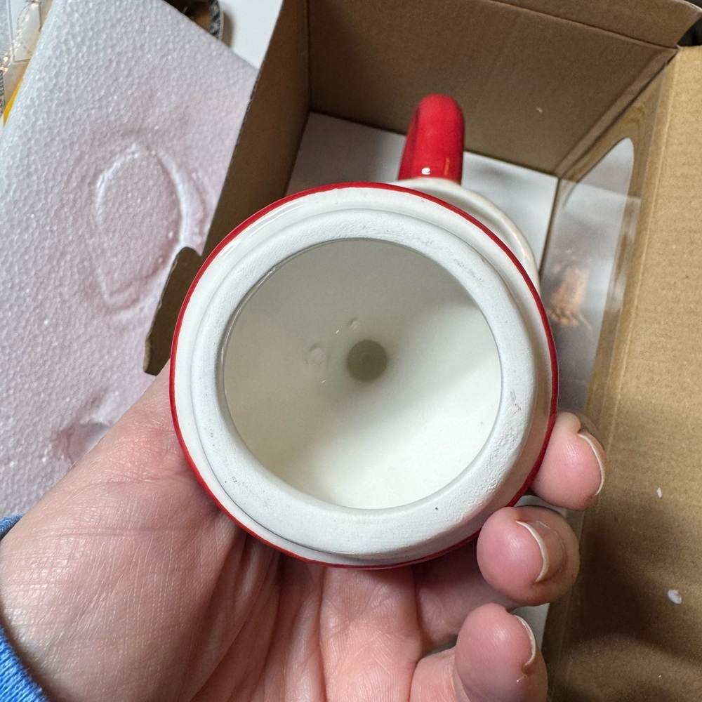 Johanna Parker Santa Sugar and Creamer set - Picture 9 of 16